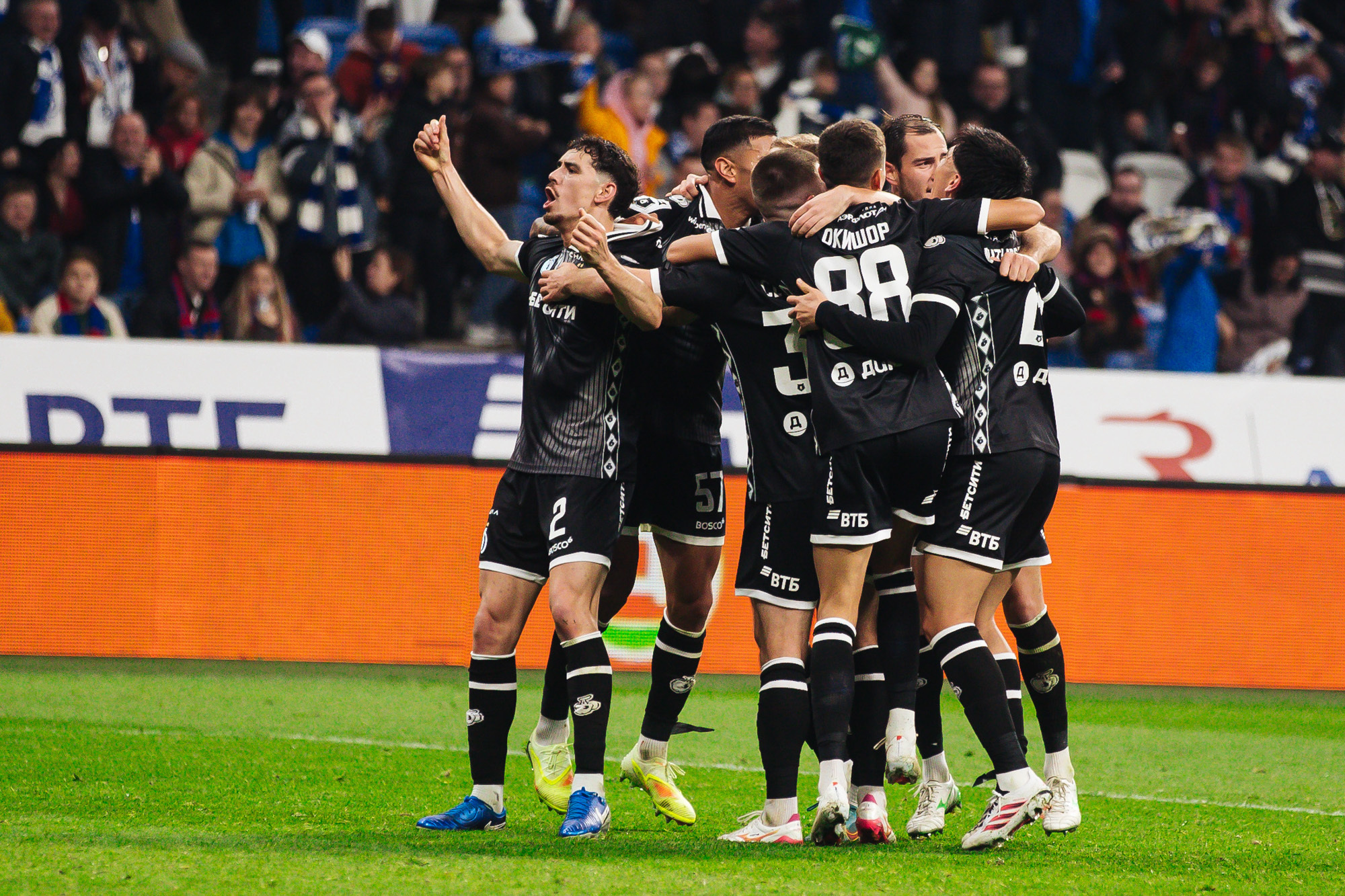 Reportaje fotográfico del derbi ganador con el CSKA