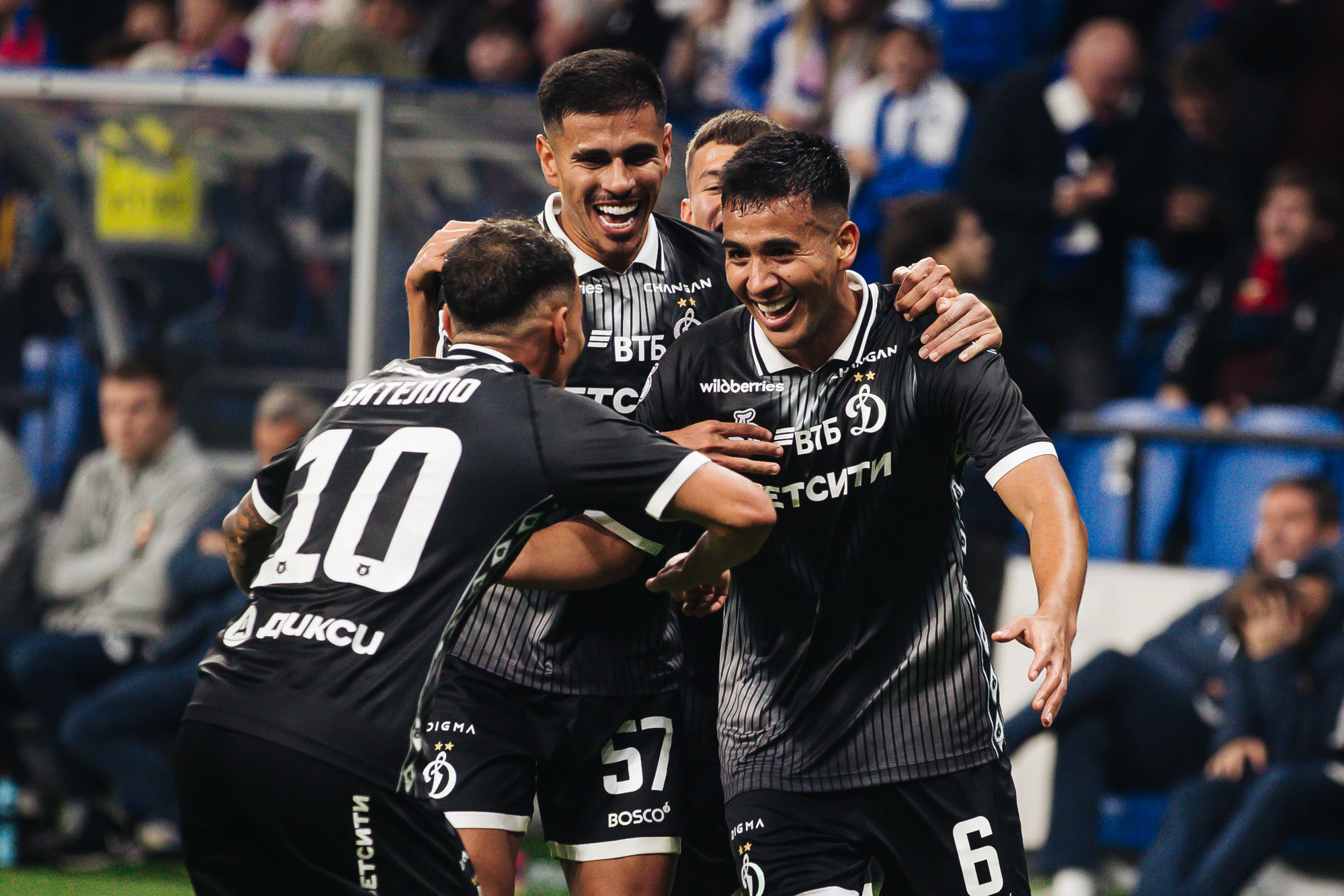 Reportaje fotográfico del derbi ganador con el CSKA