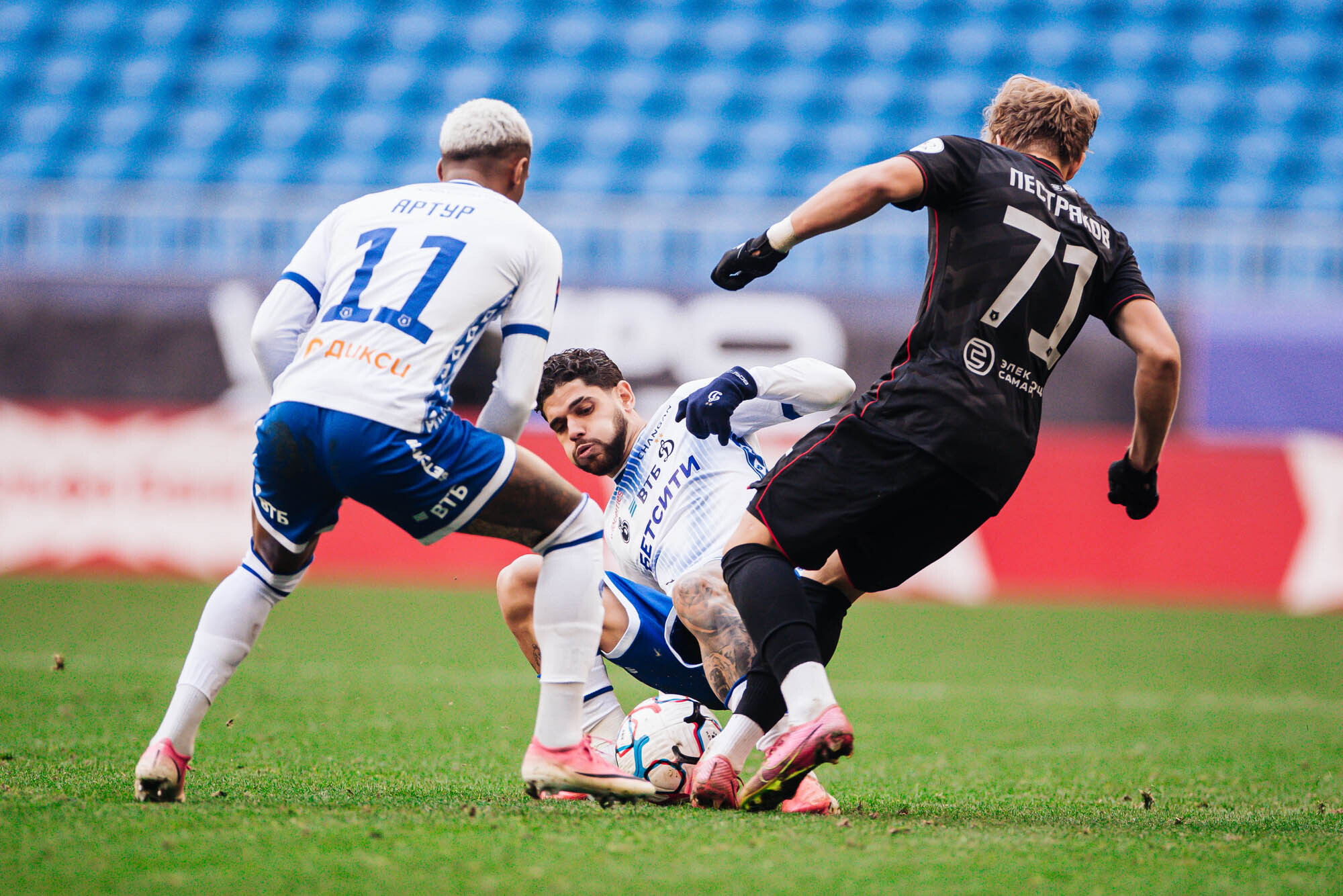 Photo report from the away match against Akron