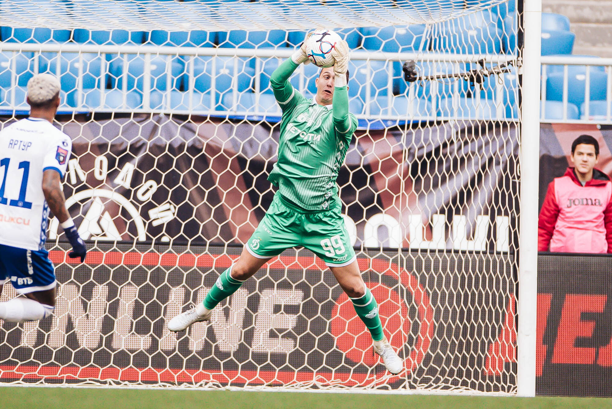 Photo report from the away match against Akron