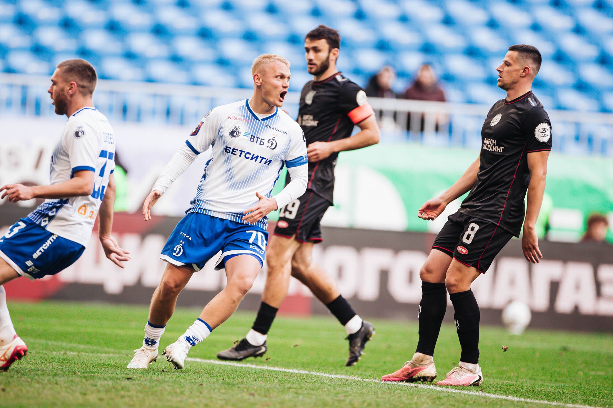 Photo report from the away match against Akron
