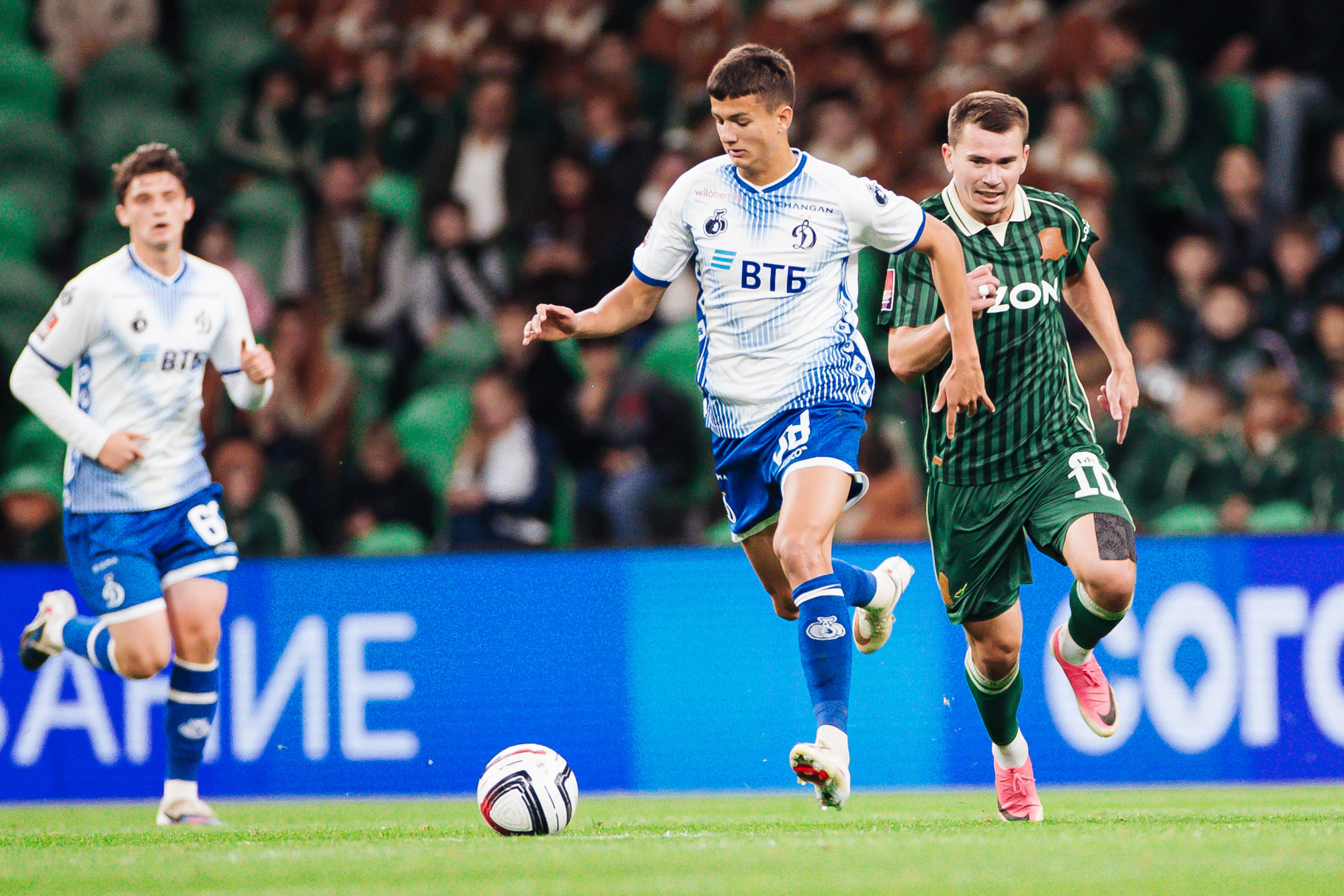 Reportaje fotográfico del partido de Copa visitante contra Krasnodar