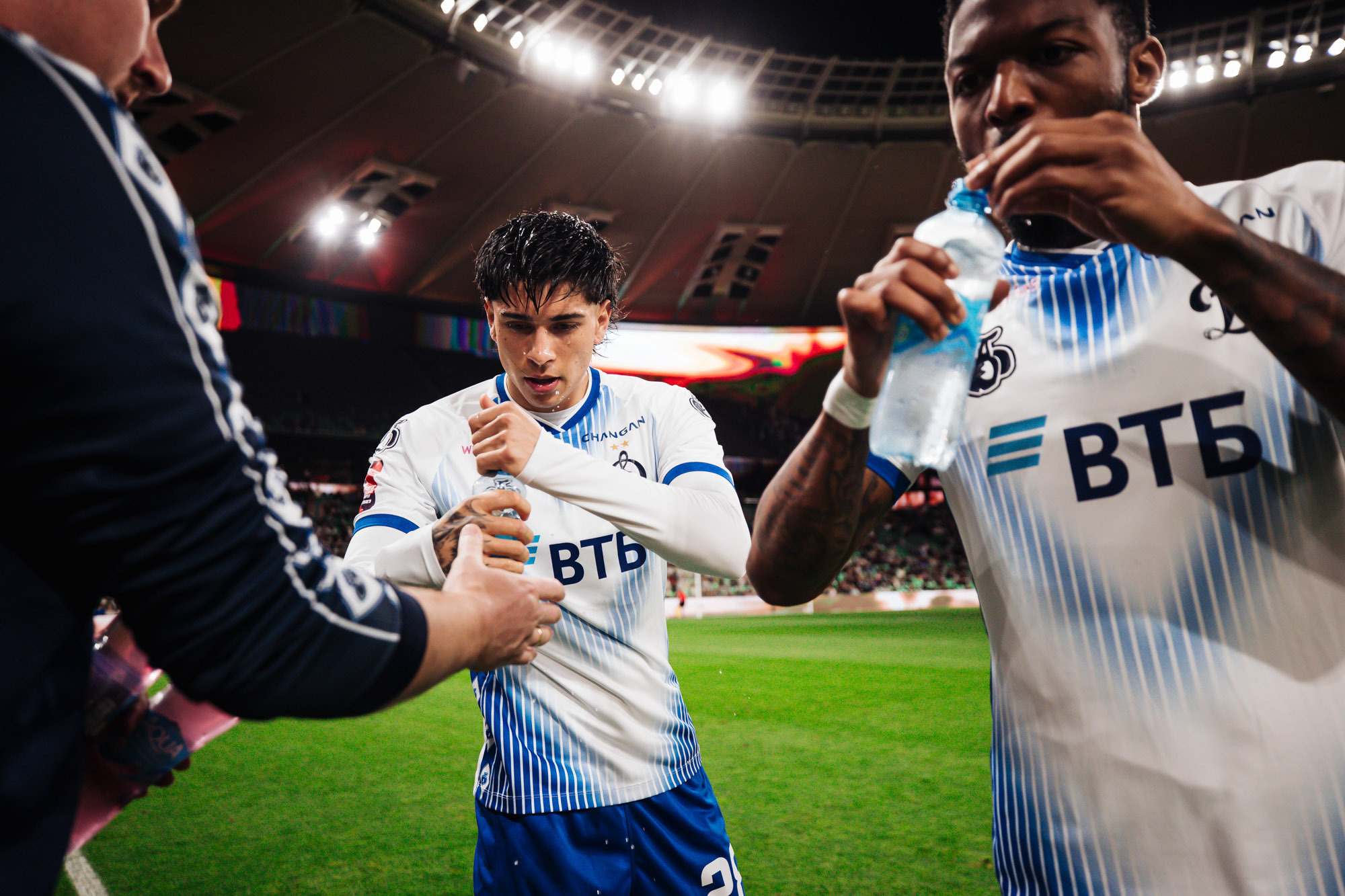 Reportaje fotográfico del partido de Copa visitante contra Krasnodar