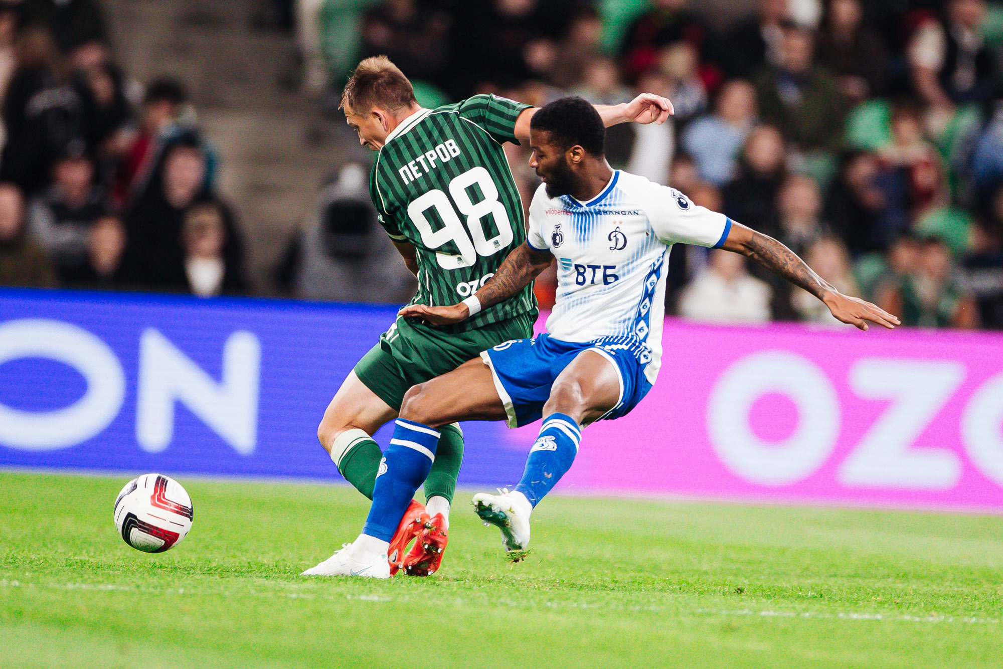 Reportaje fotográfico del partido de Copa visitante contra Krasnodar
