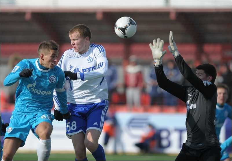 Турнир молодежных команд 2011-12. 5-й тур. Динамо-Зенит 2-1 Турнир молодежных команд 2011-12. 5-й тур. Динамо-Зенит 2-1