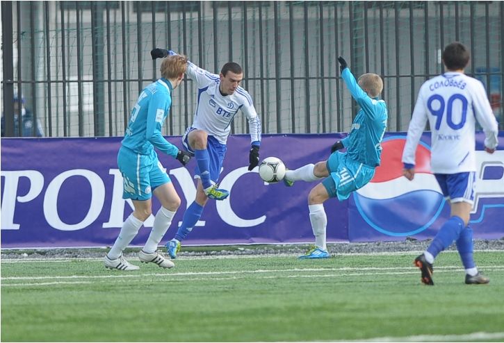 Турнир молодежных команд 2011-12. 5-й тур. Динамо-Зенит 2-1 Турнир молодежных команд 2011-12. 5-й тур. Динамо-Зенит 2-1