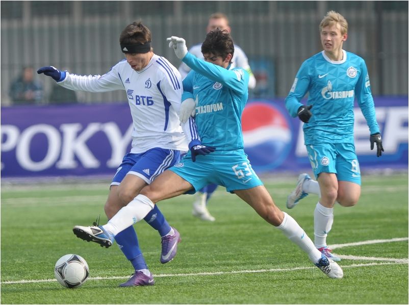 Турнир молодежных команд 2011-12. 5-й тур. Динамо-Зенит 2-1 Турнир молодежных команд 2011-12. 5-й тур. Динамо-Зенит 2-1