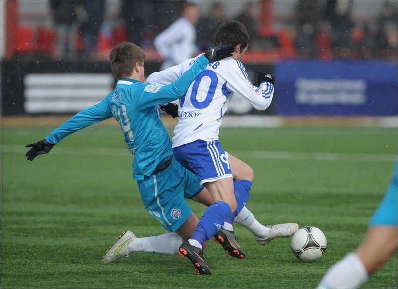 Турнир молодежных команд 2011-12. 5-й тур. Динамо-Зенит 2-1 Турнир молодежных команд 2011-12. 5-й тур. Динамо-Зенит 2-1