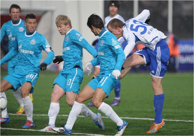 Турнир молодежных команд 2011-12. 5-й тур. Динамо-Зенит 2-1 Турнир молодежных команд 2011-12. 5-й тур. Динамо-Зенит 2-1