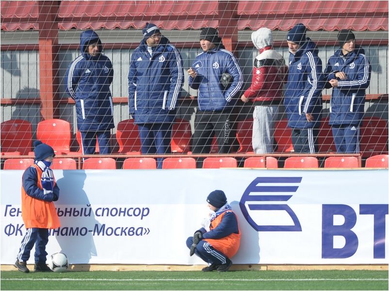 Турнир молодежных команд 2011-12. 5-й тур. Динамо-Зенит 2-1 Турнир молодежных команд 2011-12. 5-й тур. Динамо-Зенит 2-1