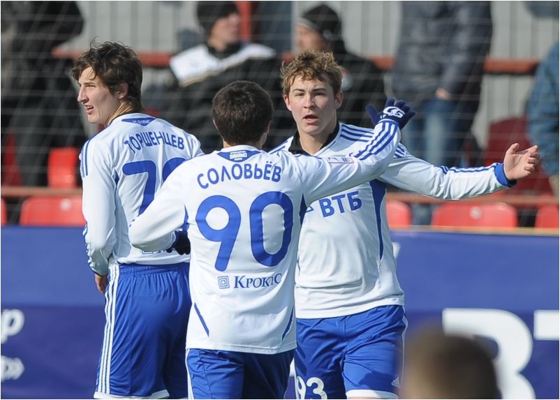 Турнир молодежных команд 2011-12. 5-й тур. Динамо-Зенит 2-1 Турнир молодежных команд 2011-12. 5-й тур. Динамо-Зенит 2-1