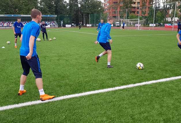 «Салют», «молодёжка»!