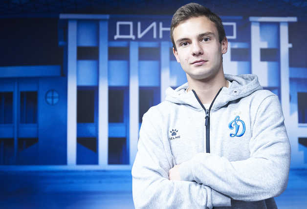 Алексей Усанов продлил контракт с «Динамо»