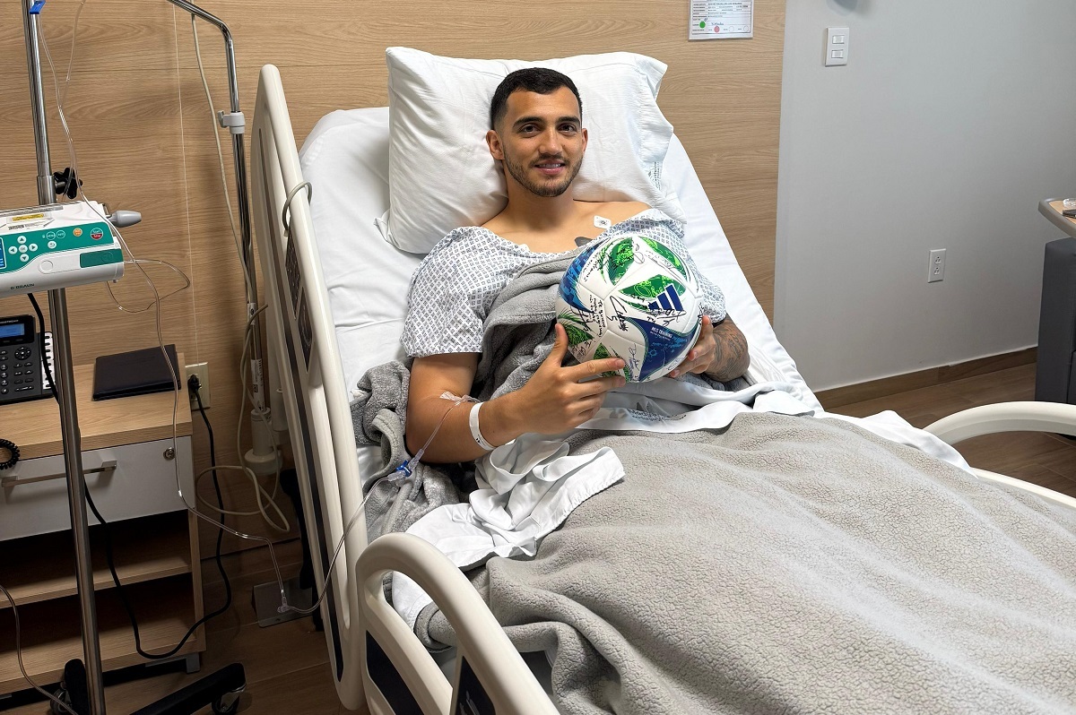 Luis Chavez successfully underwent knee surgery