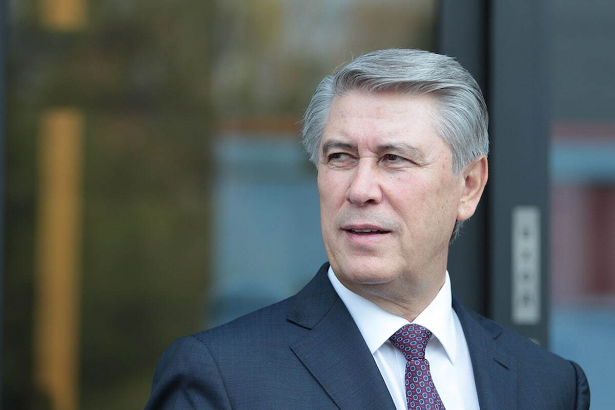 ¡Feliz cumpleaños, Mikhail Abdurakhmanovich!