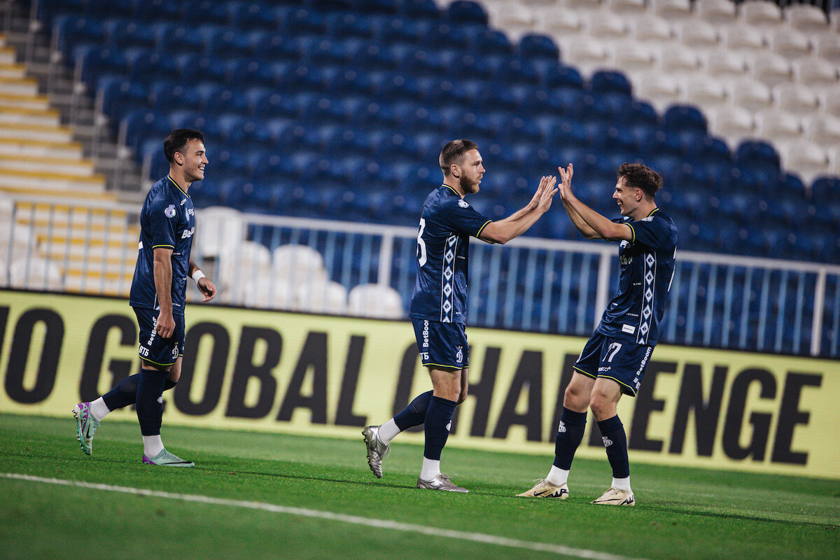 Динамовцы обыграли «Шанхай Шэньхуа» в серии пенальти