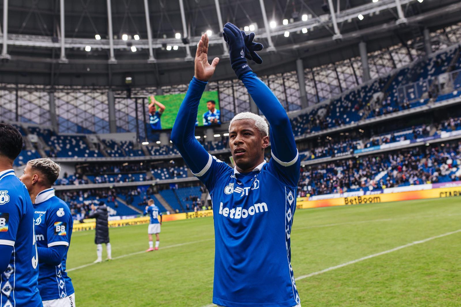 Arthur Gómez: "Queremos disfrutar del juego y deleitar a los hinchas del Dynamo"