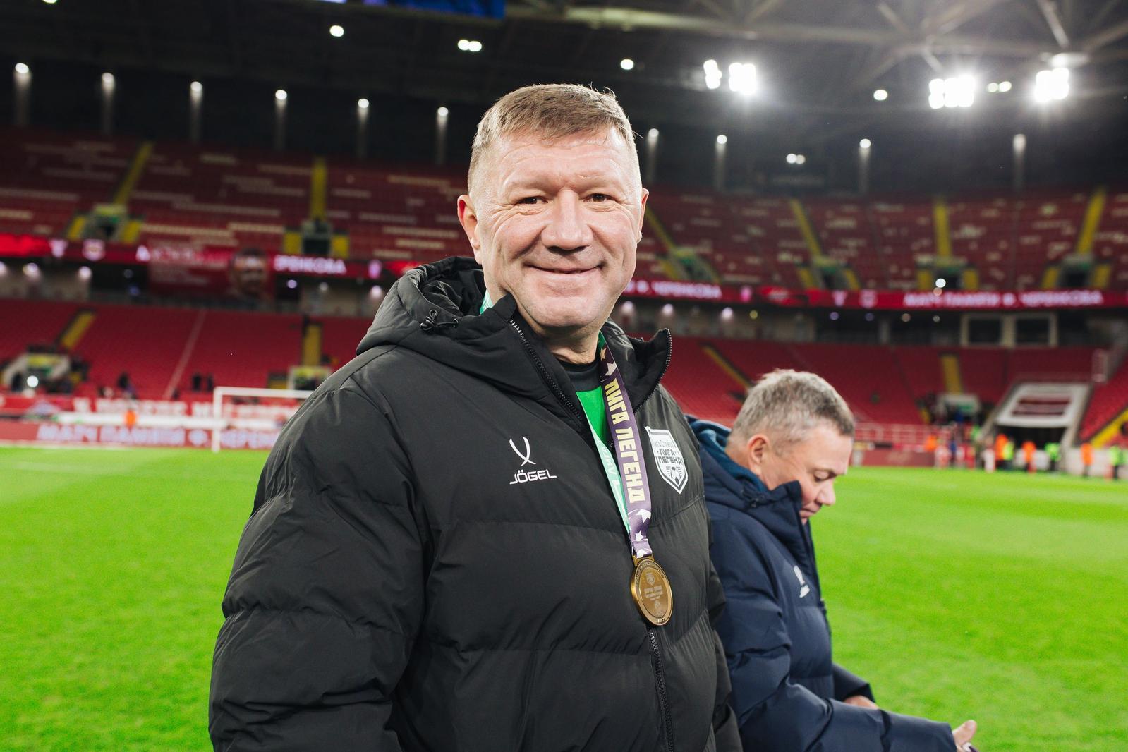Andrei Smetanin cumple 57 años!