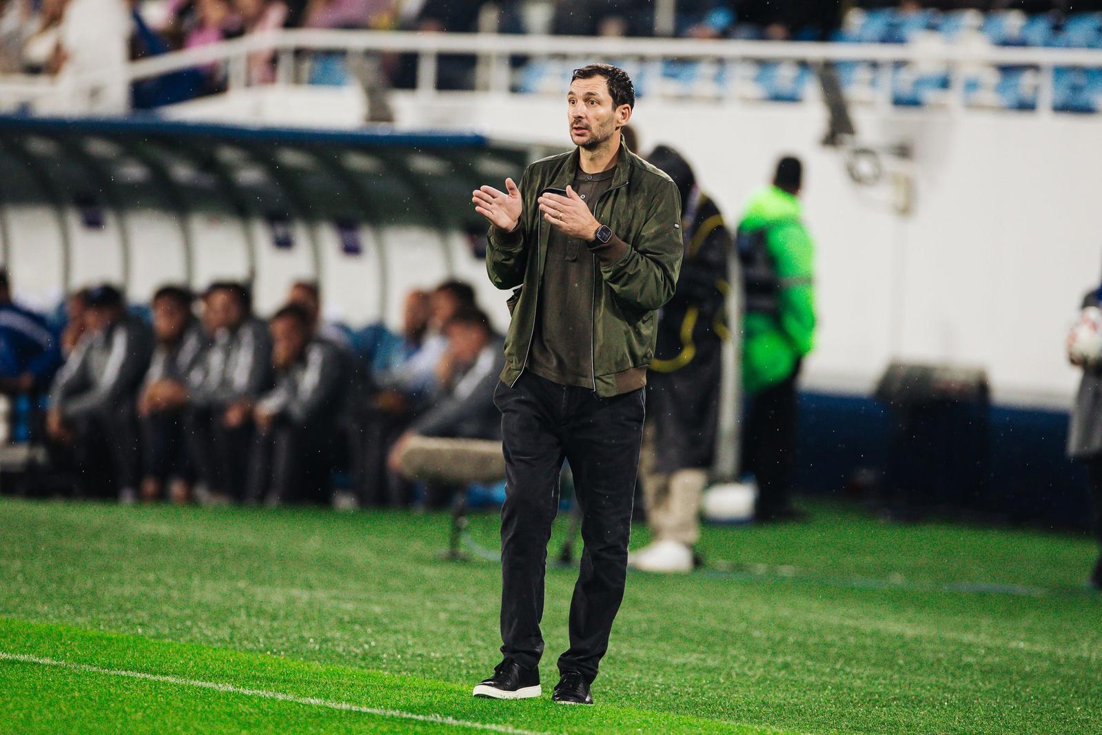 Sandro Schwarz: "We dominate possession, but we need to create more chances"