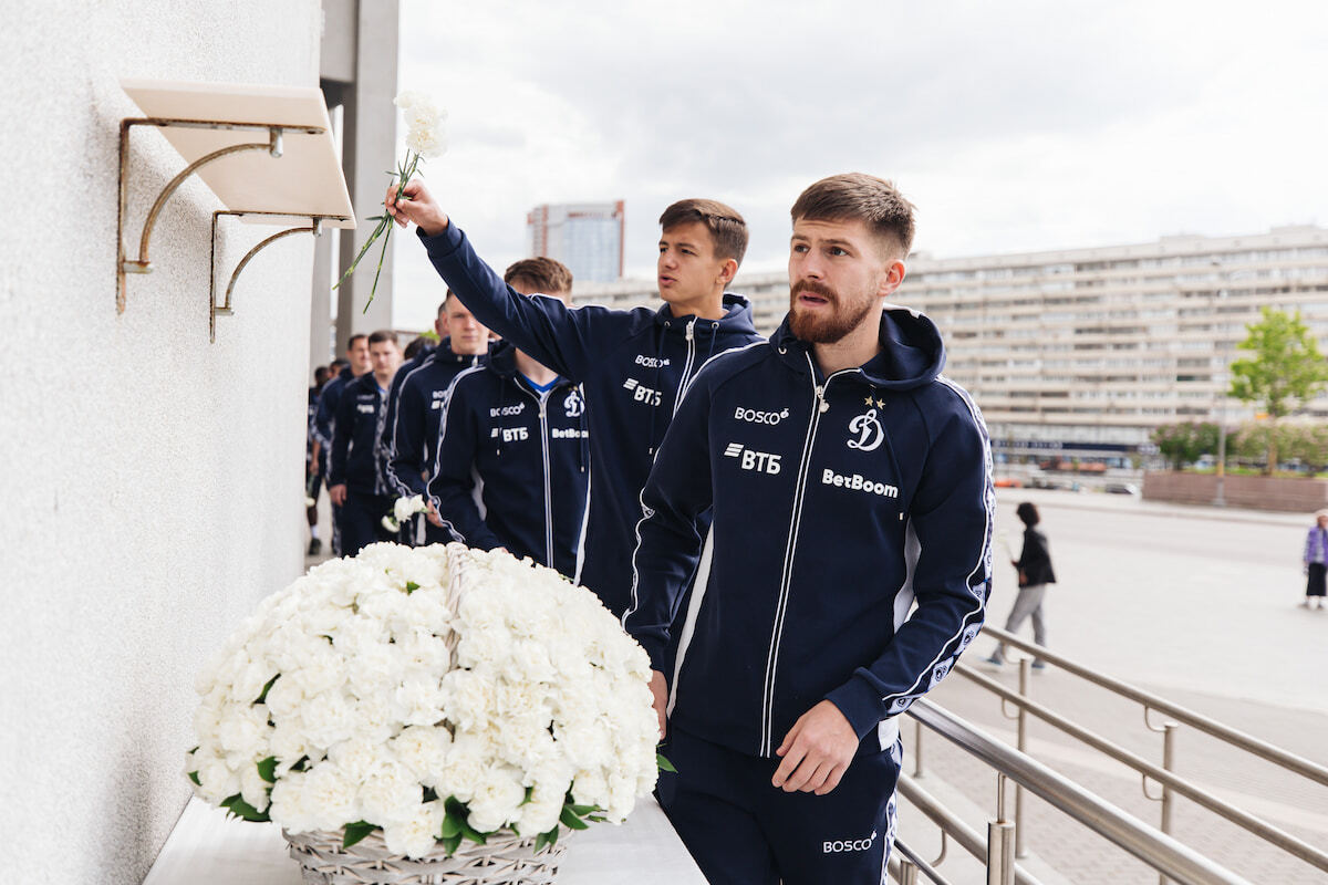 Dynamo laid flowers in honor of the 80th anniversary of the Victory Dynamo laid flowers in honor of the 80th anniversary of the Victory