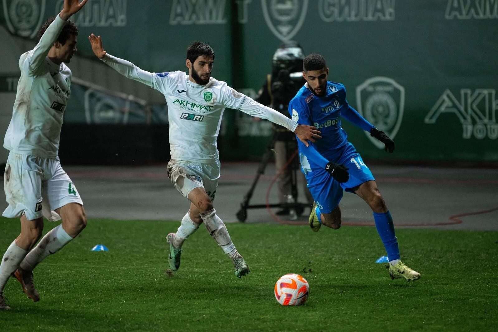 Эль-Мехди Маухуб: «Текущая позиция в таблице – это не место для “Динамо”»