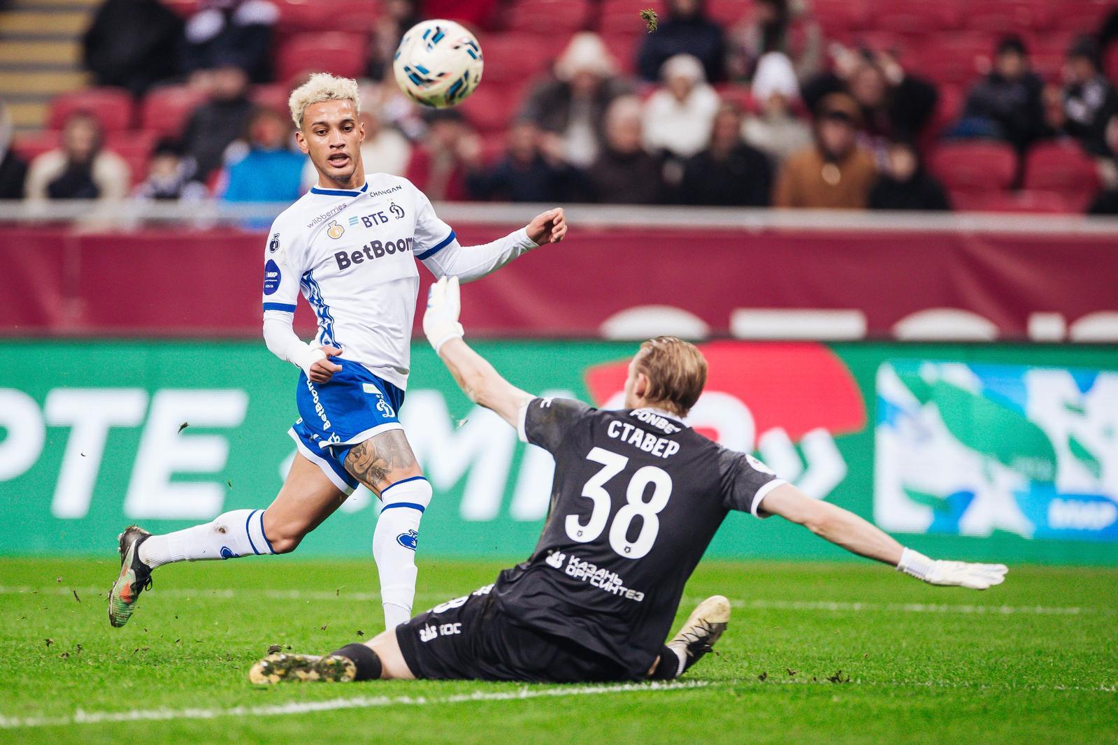 Первый «сухарь» Расулова в РПЛ и юбилей Тюкавина: главные цифры матча с «Рубином»