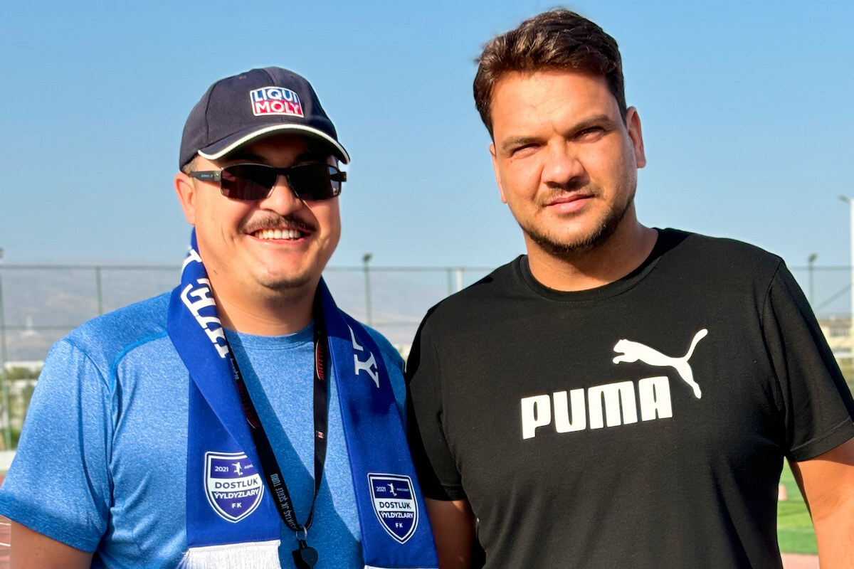 Руководитель школы Рустэм Эсенов и старший тренер Михаил Калмыков