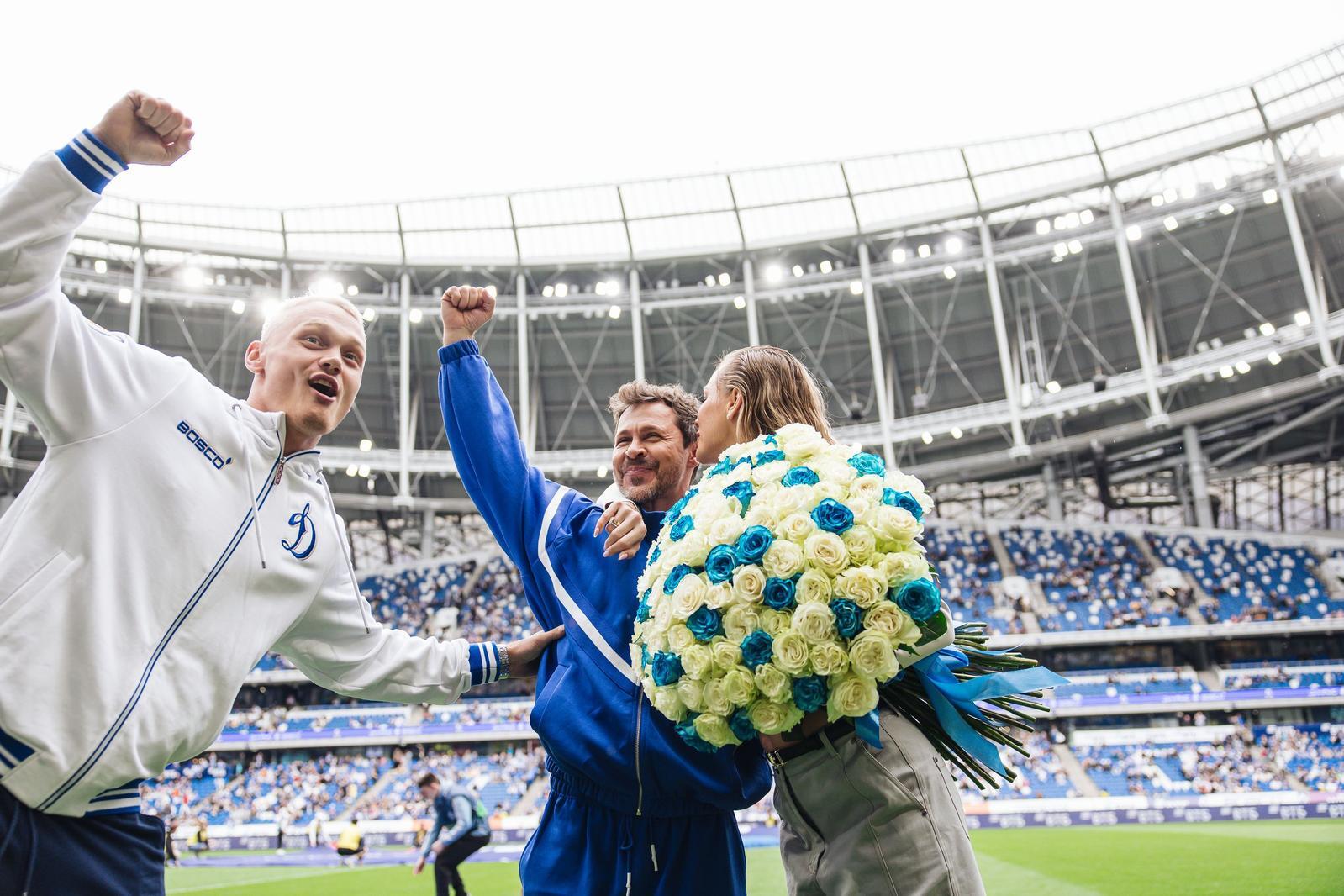 Una gran familia de Dynamo: recordamos a los famosos fanáticos del Club
