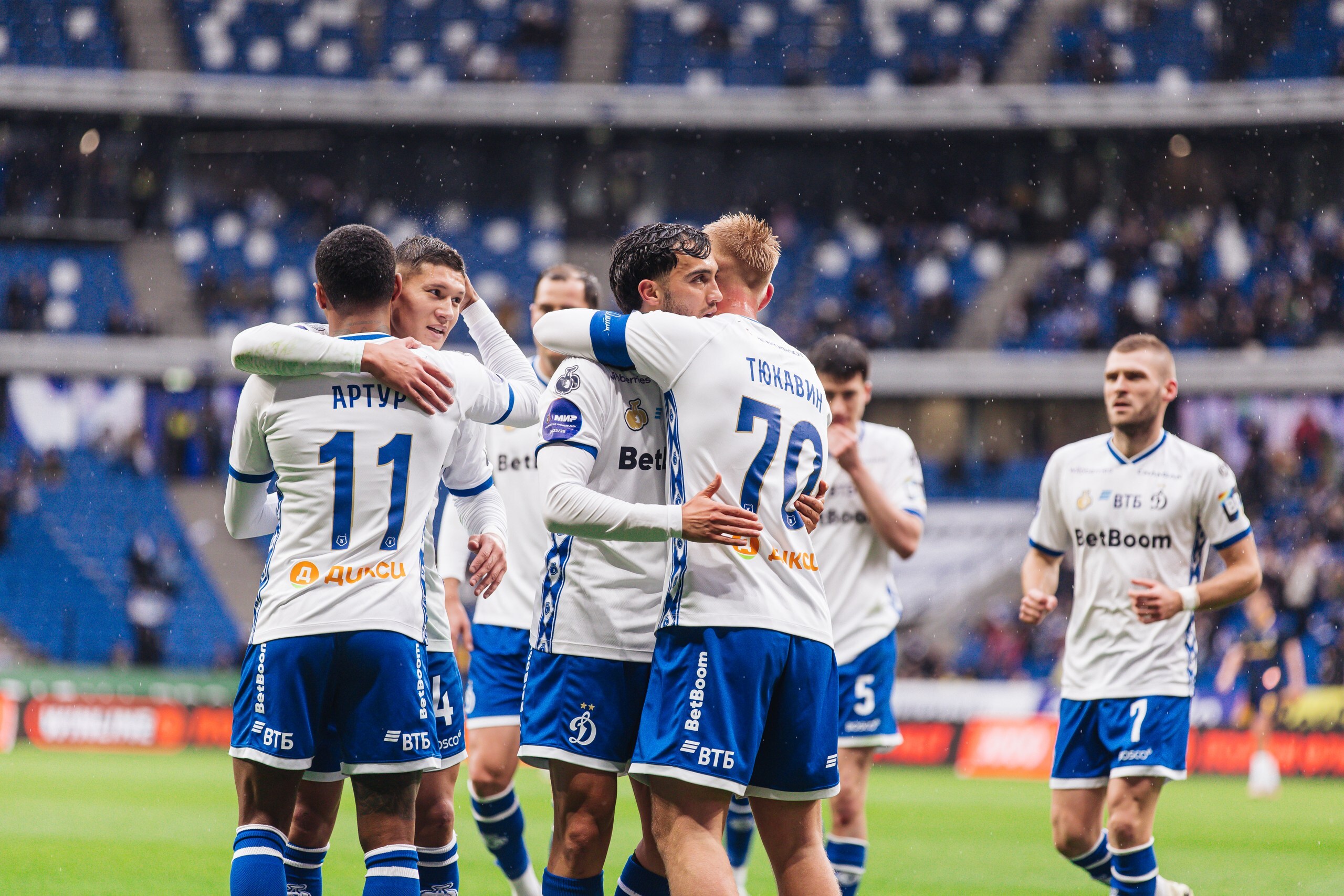 Los goles de Tyukavin y Ngamaleu dieron la victoria al Dynamo sobre el Sochi