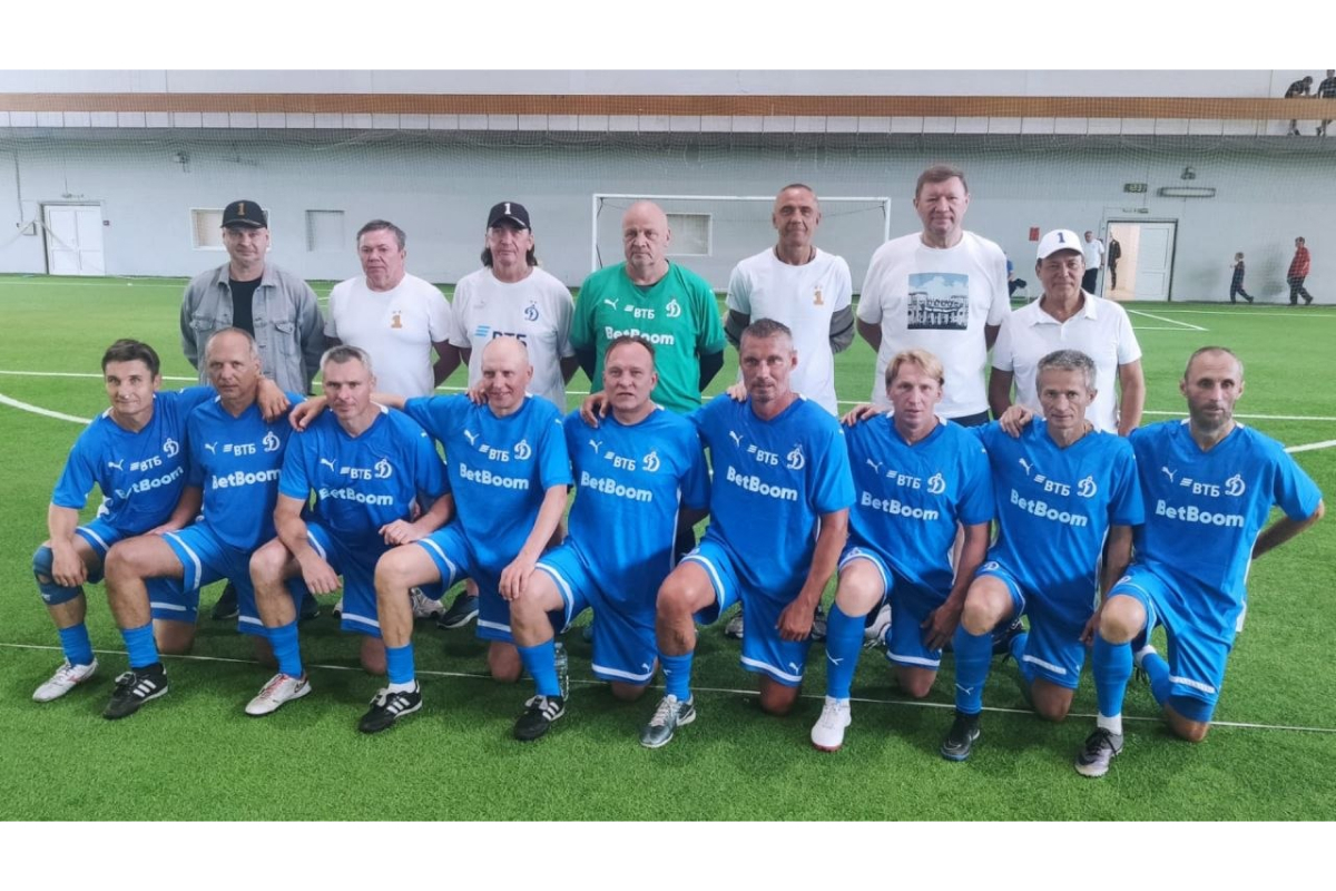 Los veteranos de Dynamo continúan liderando el torneo "Estrellas no apagadas" - 2026