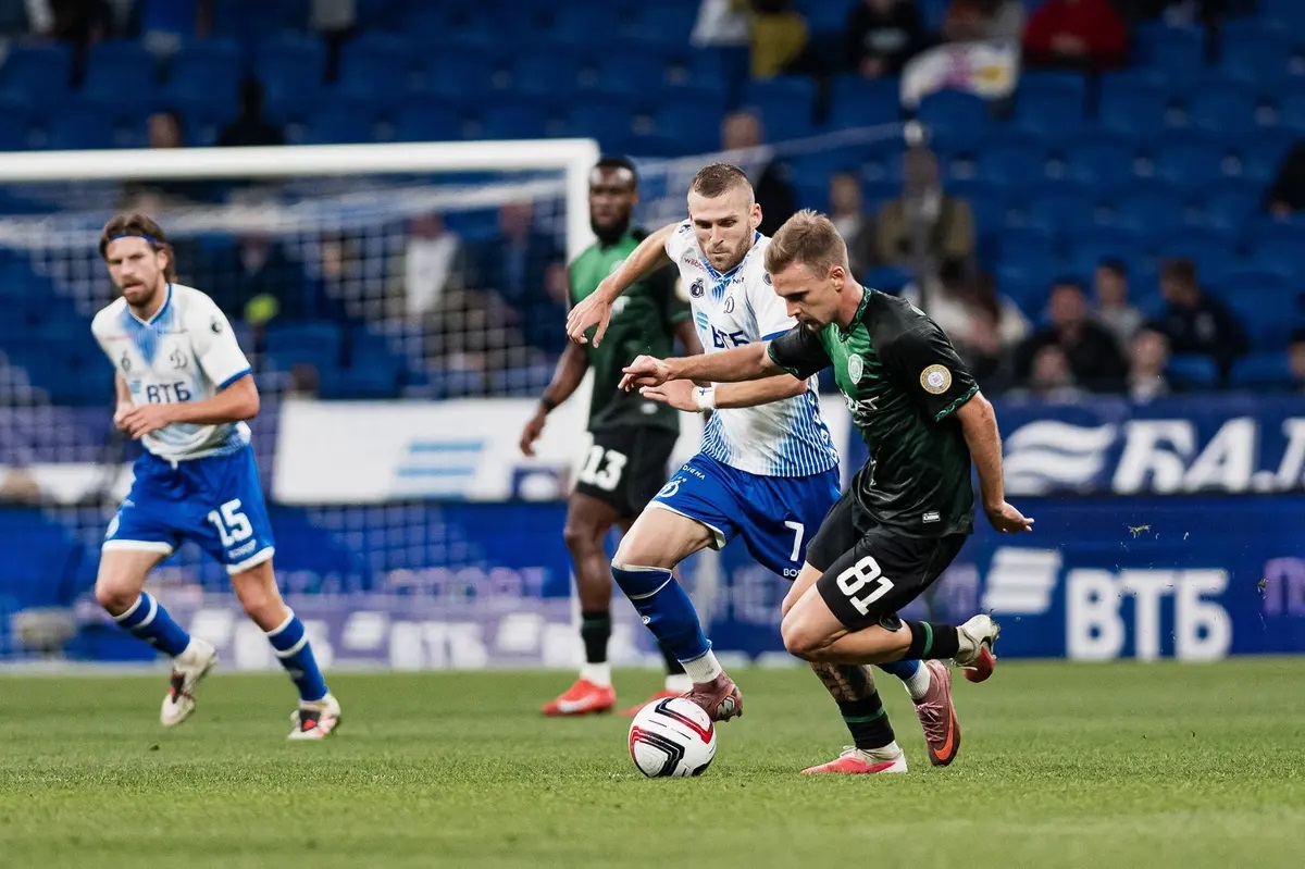 Vista previa del partido del Campeonato de Rusia Dynamo — Akhmat