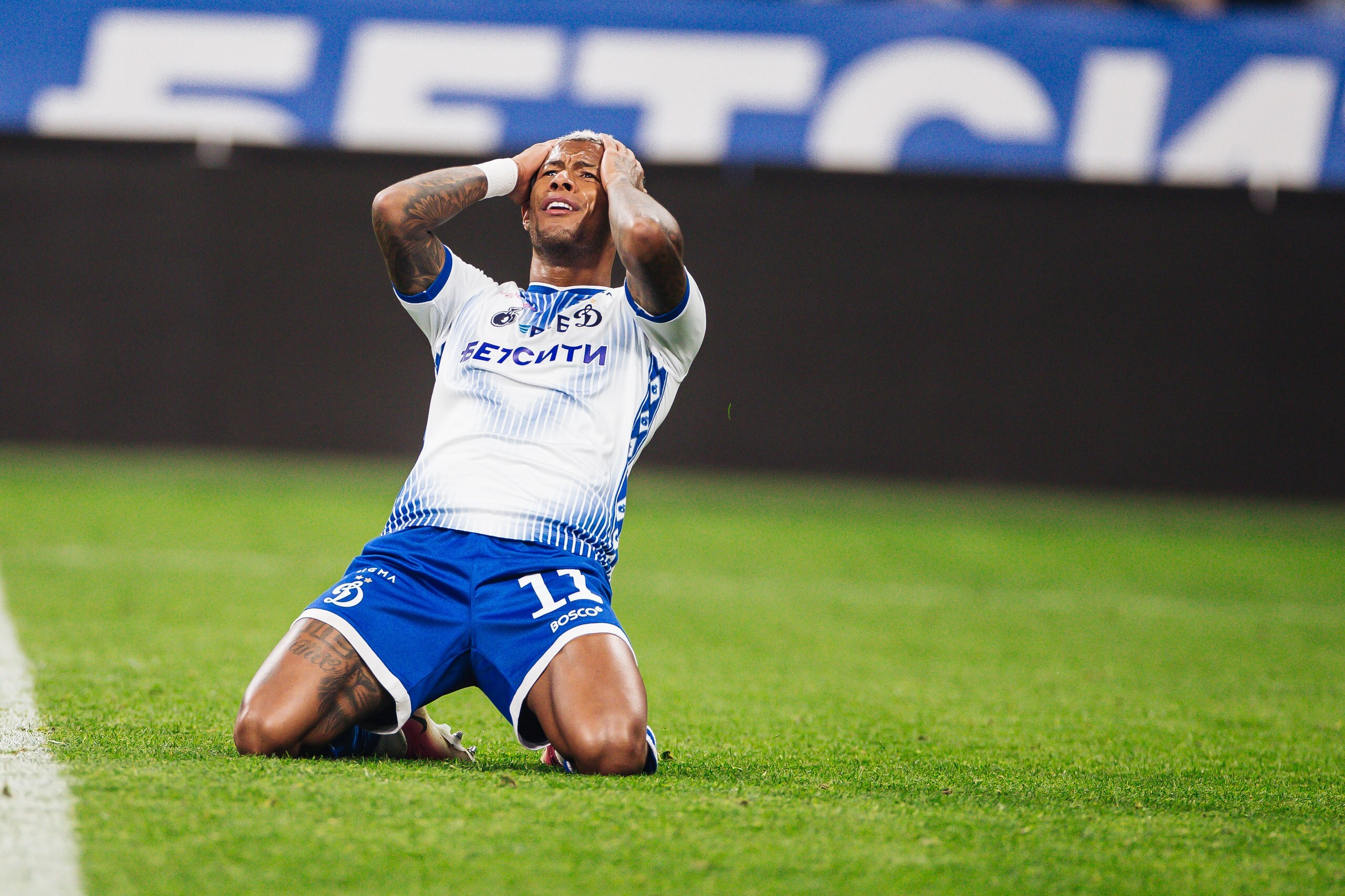 Los goles de Fomin y Tyukavin trajeron la victoria a Dynamo sobre Akhmat